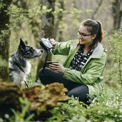 Essential Leash with Built-in Water Bottle